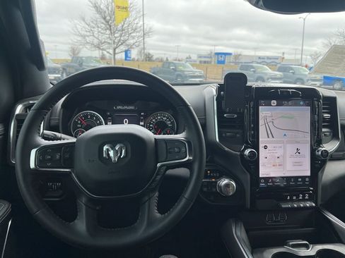 Used 2024 RAM 1500 Laramie image 27