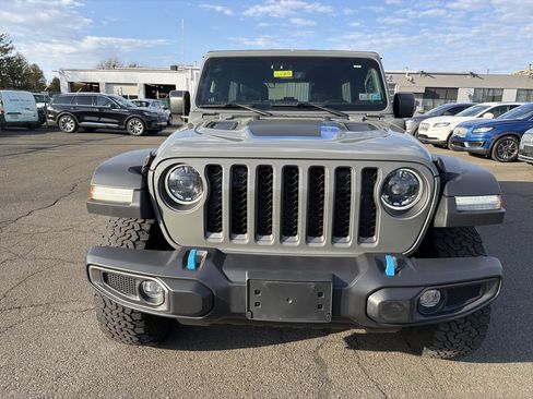 Used 2023 Jeep Wrangler Unlimited Rubicon 4xe w/ Cold Weather Group AWD/4WD image 9