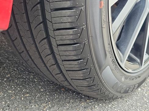 Used 2024 Toyota Camry SE w/ Blackout Package (TMS) image 29