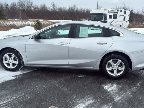 Used 2019 Chevrolet Malibu LS image 11