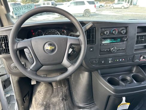 Used 2025 Chevrolet Express 2500 Extended w/ Communications Package image 19