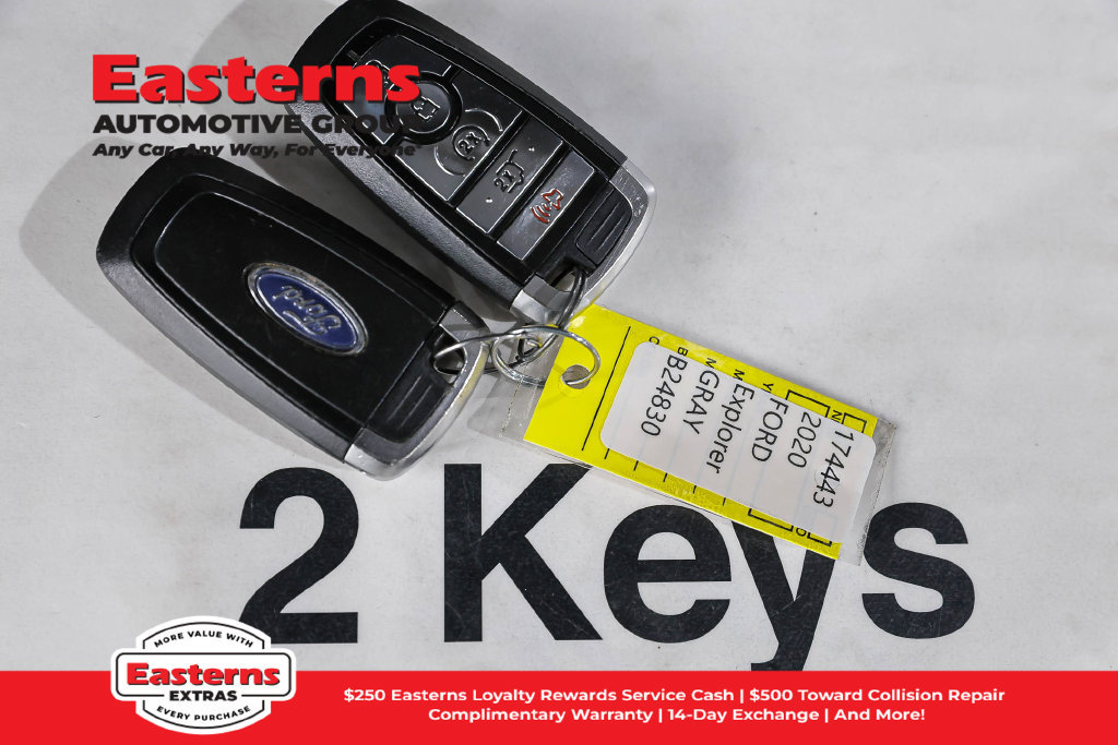 Used 2020 Ford Explorer XLT w/ Equipment Group 202A AWD/4WD image 23