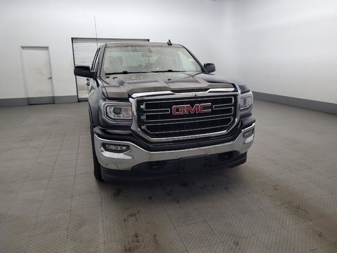 Used 2018 GMC Sierra 1500 SLE w/ SLE Value Package AWD/4WD image 14