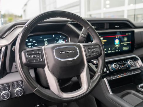 Used 2024 GMC Sierra 3500 Denali w/ Denali Reserve Package image 19