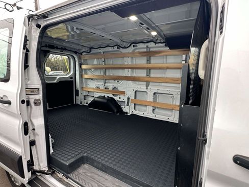 Used 2024 Ford Transit 250 Low Roof w/ Exterior Upgrade Package image 10