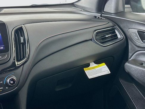 Used 2023 Chevrolet Equinox RS image 22