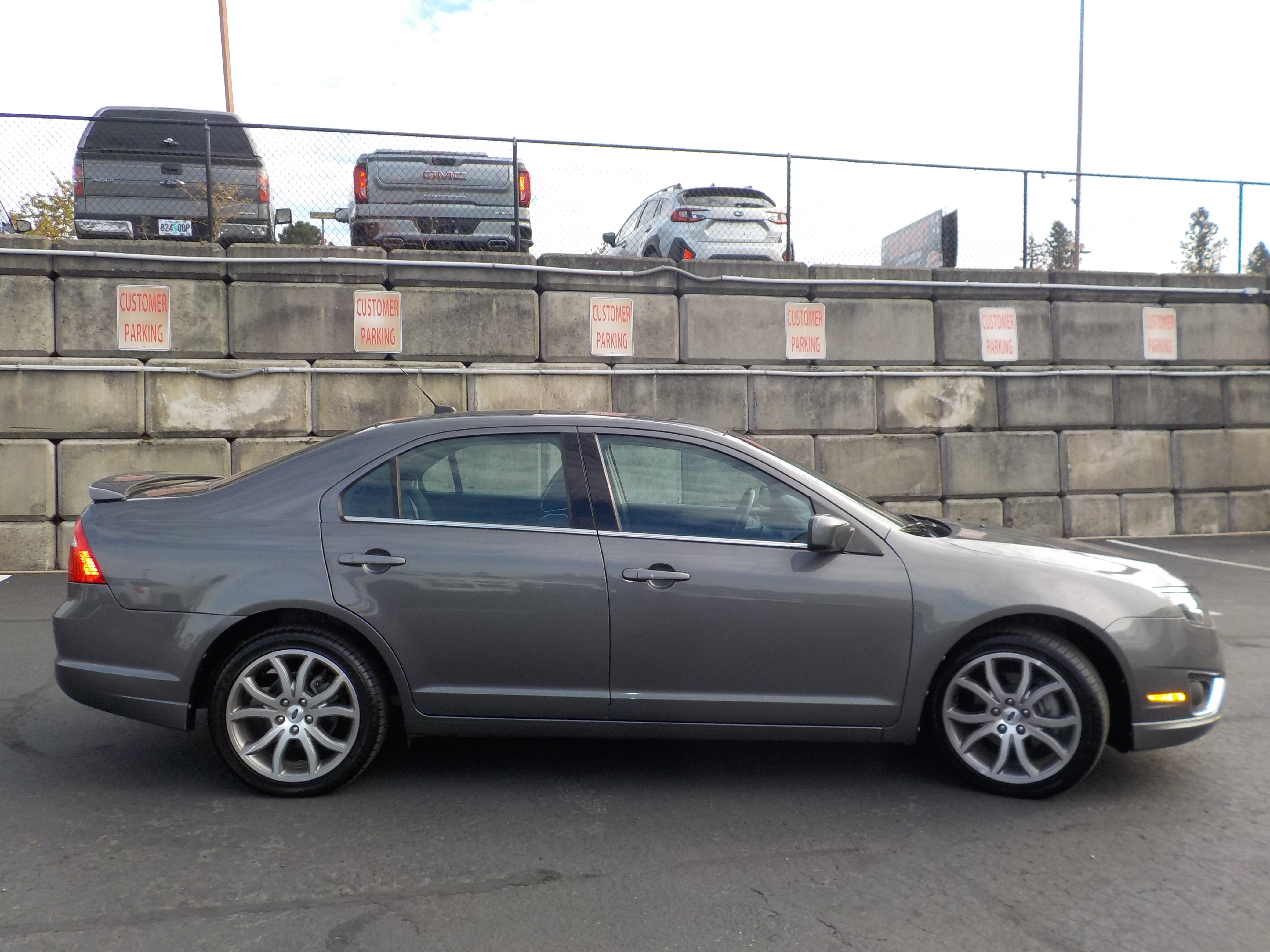 Used 2012 Ford Fusion SE FWD image 6