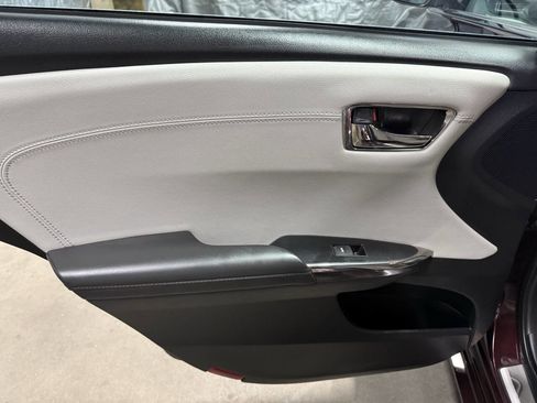 Used 2018 Toyota Avalon XLE Premium w/ Protection Package image 17