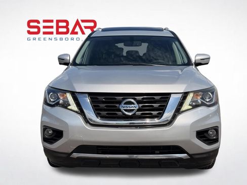 Used 2017 Nissan Pathfinder SL w/ SL Premium Package AWD/4WD image 5