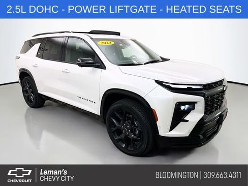 Used 2024 Chevrolet Traverse RS image 1