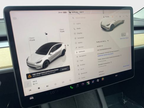 Used 2023 Tesla Model Y Long Range AWD/4WD image 59