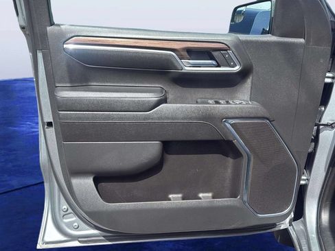 Used 2023 Chevrolet Silverado 1500 RST AWD/4WD image 19
