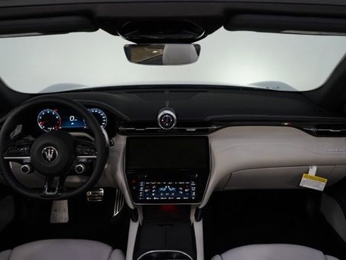 New 2026 Maserati GranCabrio Modena image 14