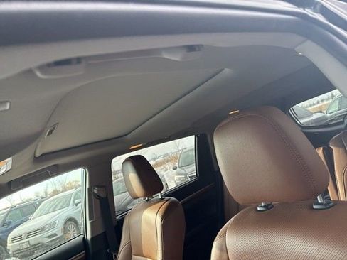 Used 2019 Toyota Highlander Limited image 14