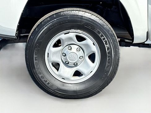 Used 2023 Toyota Tacoma SR image 32