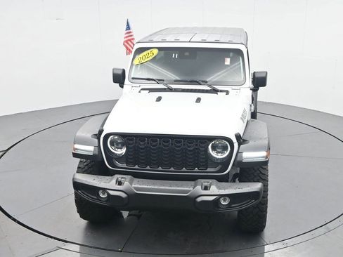 Used 2025 Jeep Wrangler Willys image 20