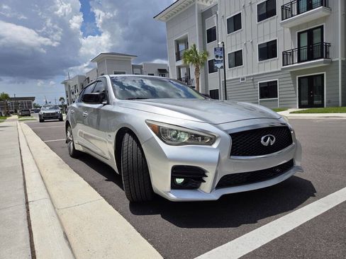Used 2017 INFINITI Q50 Sport AWD/4WD image 4