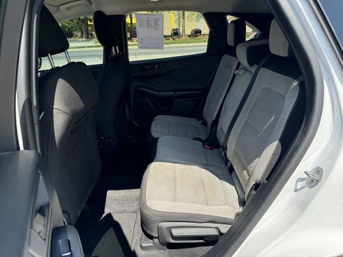 Used 2023 Ford Escape Active w/ Tech Pack #1 FWD image 10