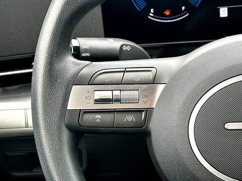 Used 2026 Hyundai Kona SE FWD image 25