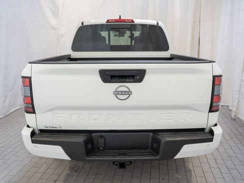 New 2026 Nissan Frontier SV w/ SV Convenience Package image 5