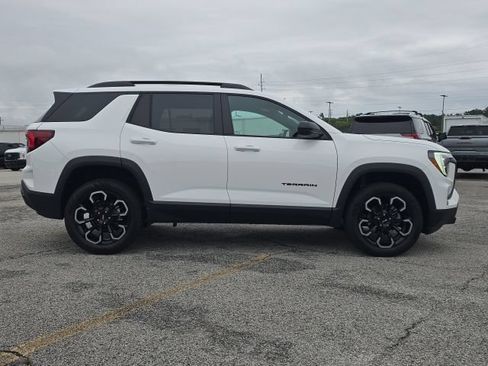 Used 2026 GMC Terrain Elevation w/ Black Edition FWD image 6