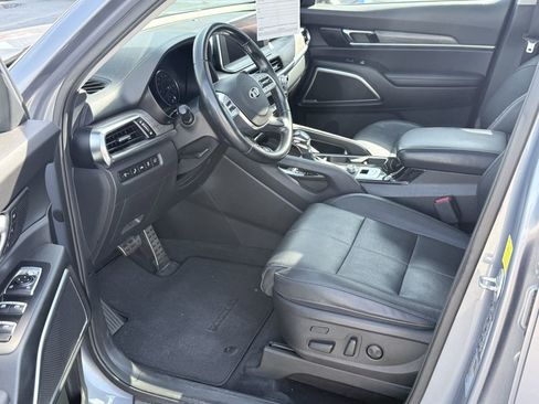 Used 2021 Kia Telluride SX w/ Towing Package FWD image 10