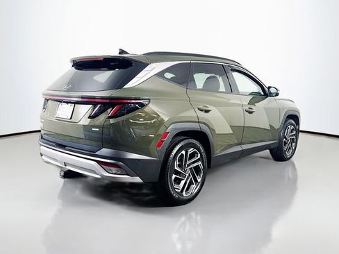 Used 2025 Hyundai Tucson Limited AWD/4WD image 8