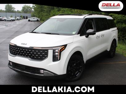 New 2026 Kia Carnival SX w/ SX Dark Edition Package