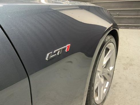 Used 2022 Chevrolet Camaro LT RWD image 10