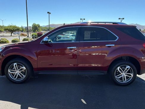 Used 2017 Chevrolet Equinox Premier w/ Enhanced Convenience Package AWD/4WD image 6