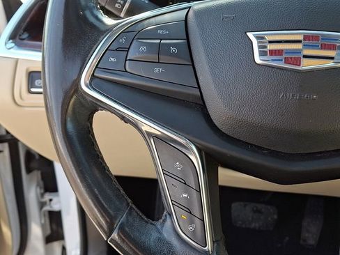 Used 2019 Cadillac XT5 Luxury image 20