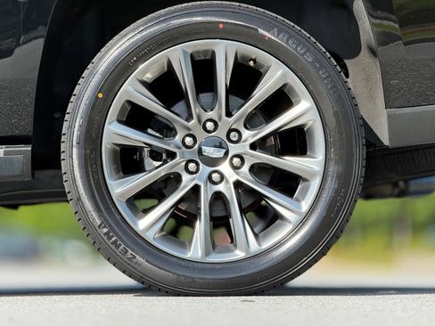 Used 2019 Cadillac Escalade Platinum RWD image 19