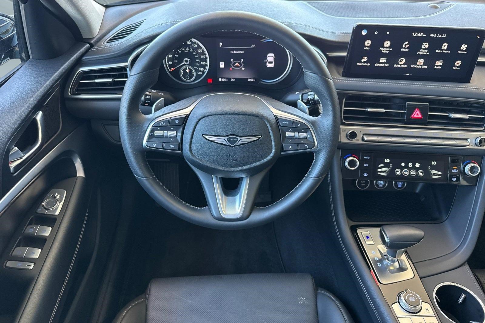 Used 2026 Genesis G70 2.5T RWD image 31