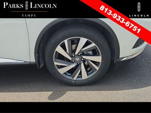 Used 2018 Nissan Murano Platinum w/ Cargo Package FWD image 32