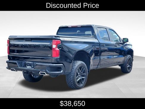 Used 2022 Chevrolet Silverado 1500 LT Trail Boss w/ Bed Protection Package AWD/4WD image 3