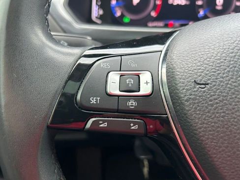 Used 2020 Volkswagen Tiguan SEL FWD image 21