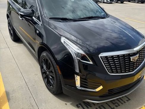 Used 2022 Cadillac XT5 Premium Luxury w/ LPO, Floor Liner Package AWD/4WD image 8