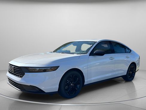 New 2025 Honda Accord SE image 2