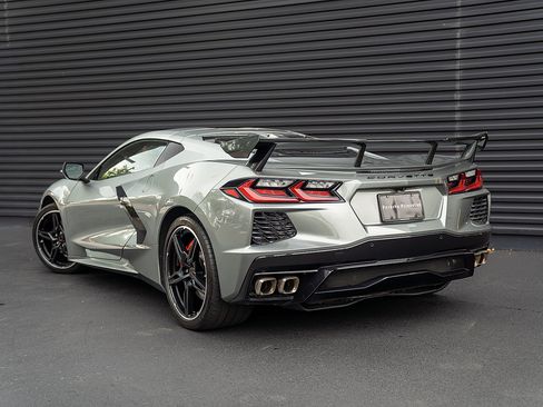 Used 2022 Chevrolet Corvette Stingray Preferred Cpe w/ 2LT RWD image 3