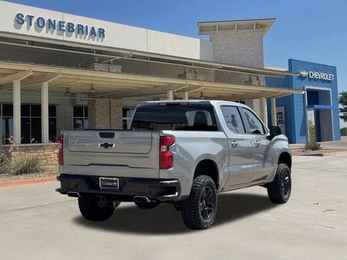 Used 2024 Chevrolet Silverado 1500 Custom Trail Boss AWD/4WD image 5