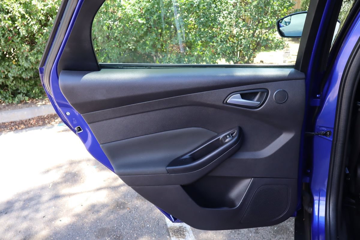 Used 2014 Ford Focus Titanium FWD image 24