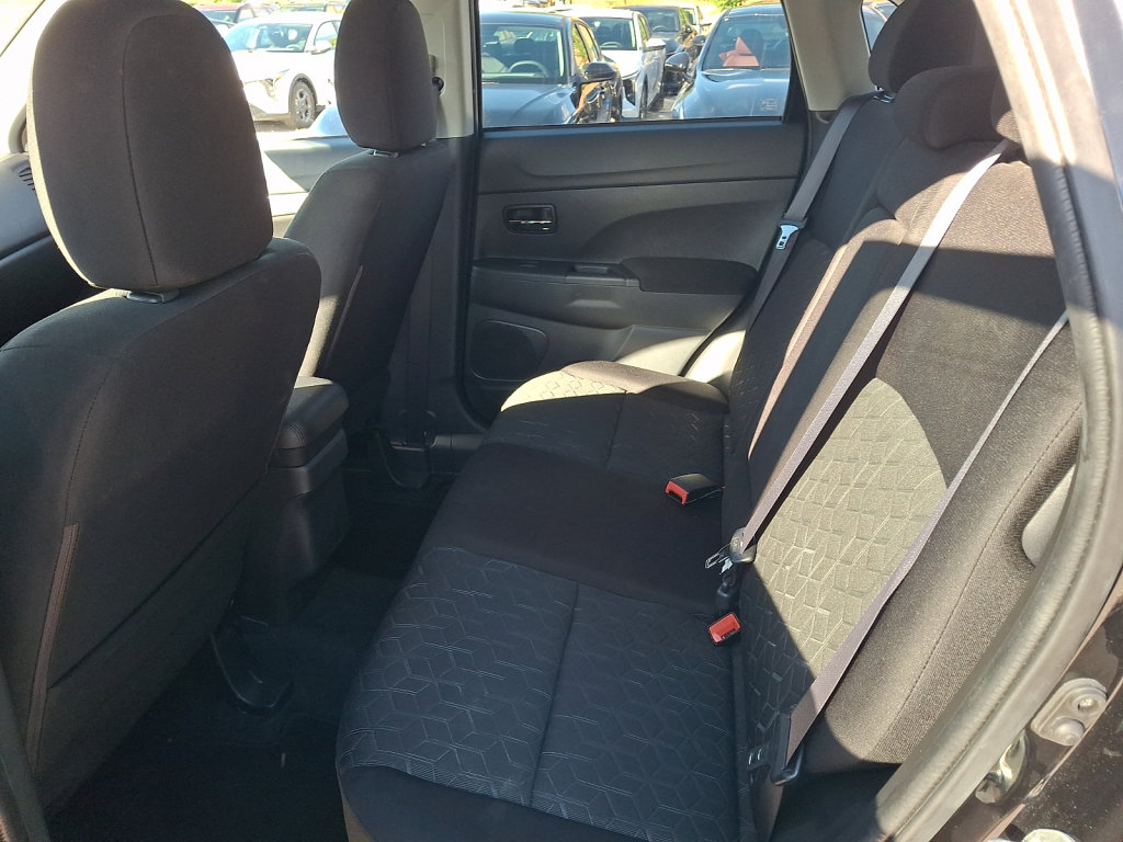 Used 2025 Mitsubishi Outlander Sport ES AWD/4WD image 20