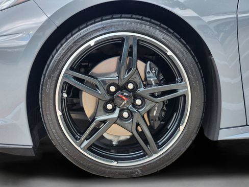 Used 2024 Chevrolet Corvette Stingray Coupe w/ 1LT RWD image 30