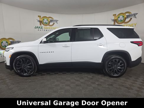 Certified 2023 Chevrolet Traverse RS image 4