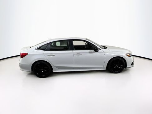 Used 2023 Honda Civic Sport image 4