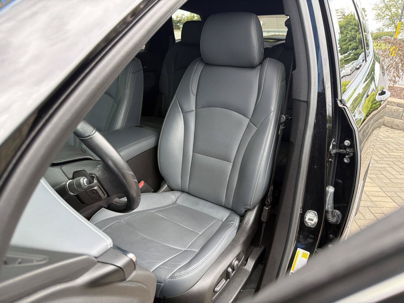 Used 2023 Buick Enclave Essence FWD image 14