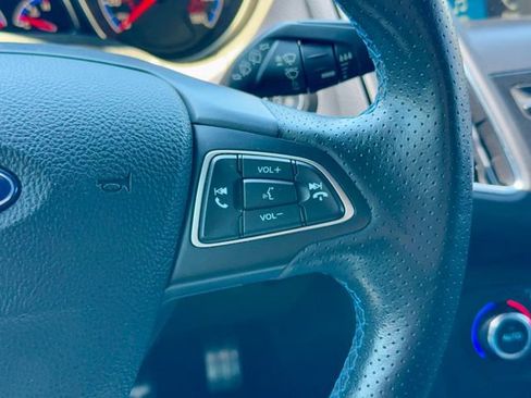 Used 2017 Ford Focus RS image 17