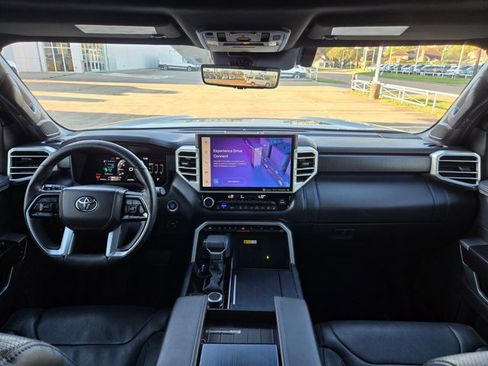 Used 2022 Toyota Tundra Platinum image 18