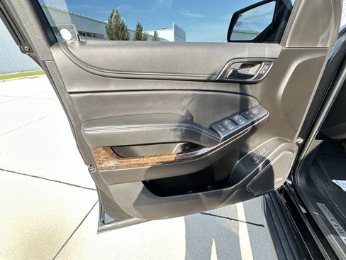 Used 2019 Chevrolet Tahoe LT AWD/4WD image 20
