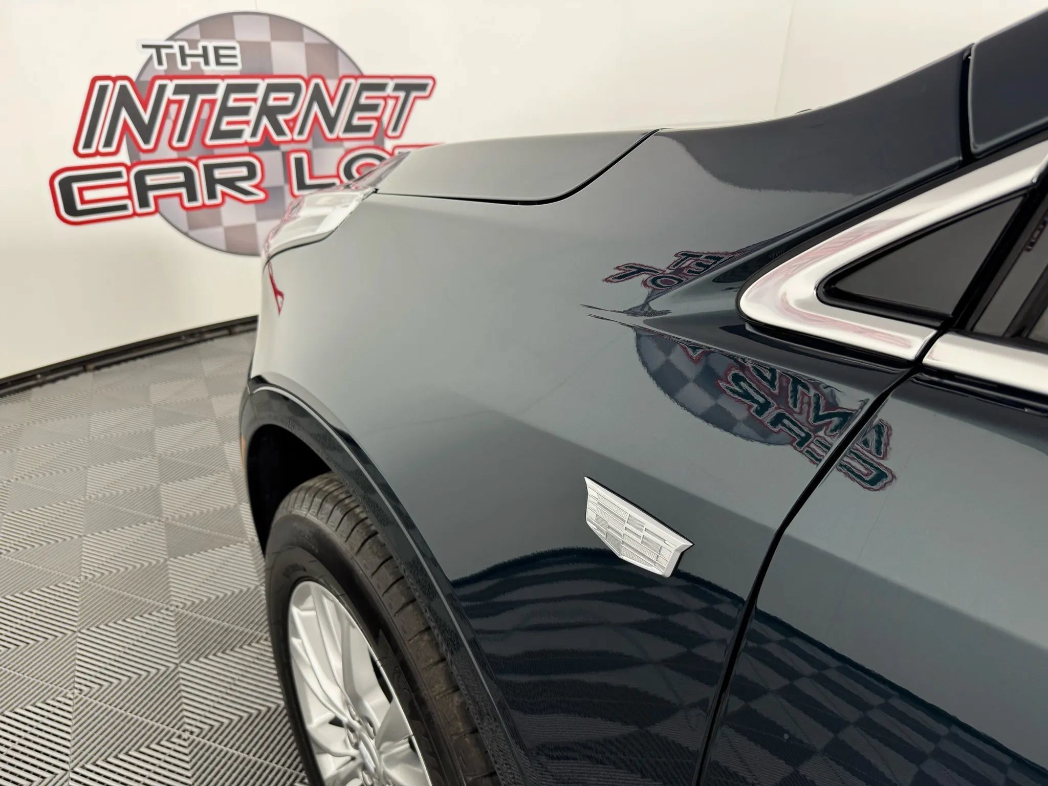 Used 2025 Cadillac XT5 Luxury w/ LPO, Floor Liner Package AWD/4WD image 23
